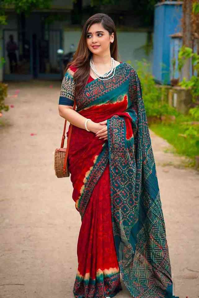 চান্দানী সিল্ক শাড়ি ব্লাউজ পিছ সহ